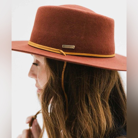 GIGI PIP Burnt Orange Wren Wide-Brim Fedora with Tan Trim - Picture 2 of 13